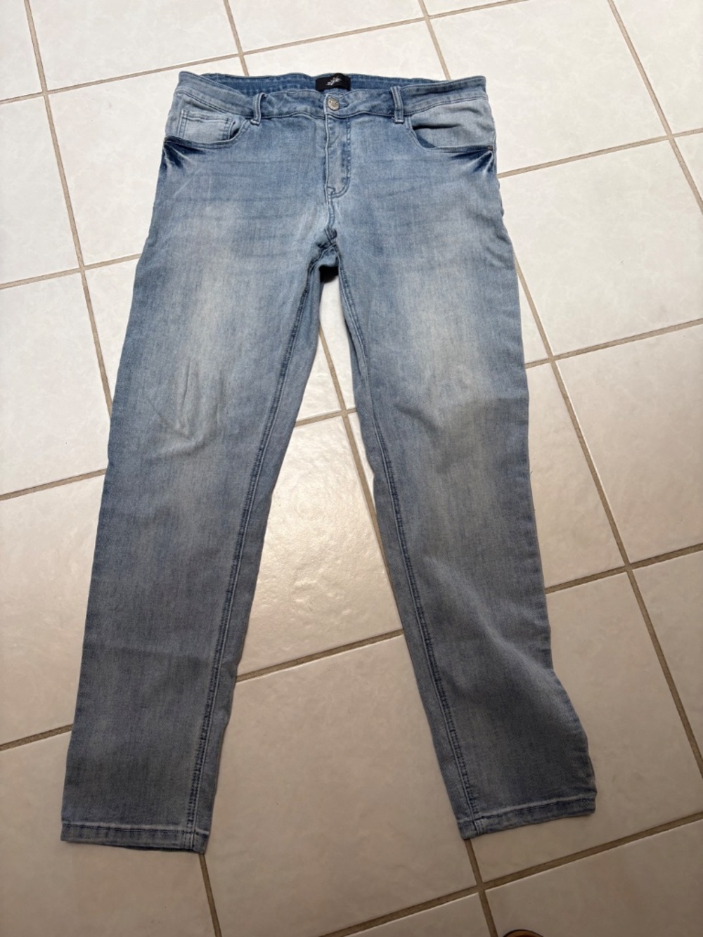 ZLZ Straight Fit Stretch Denim - Picture 2 of 4